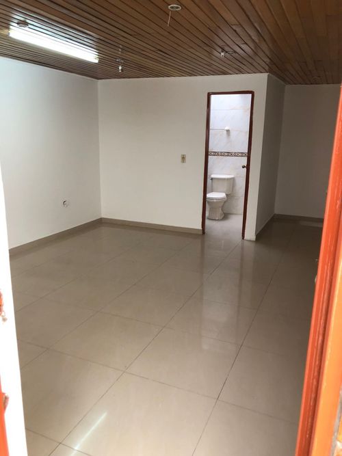 Apartamento de 5 alcobas en venta en San Antonio De Padua, Bogotá, 198 m² · foto 3 de 14