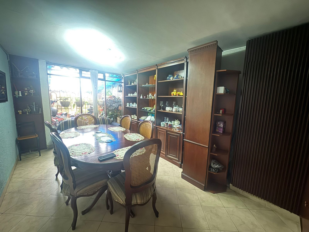Casa en venta en Calvo Sur, Bogotá · foto 3 de 17