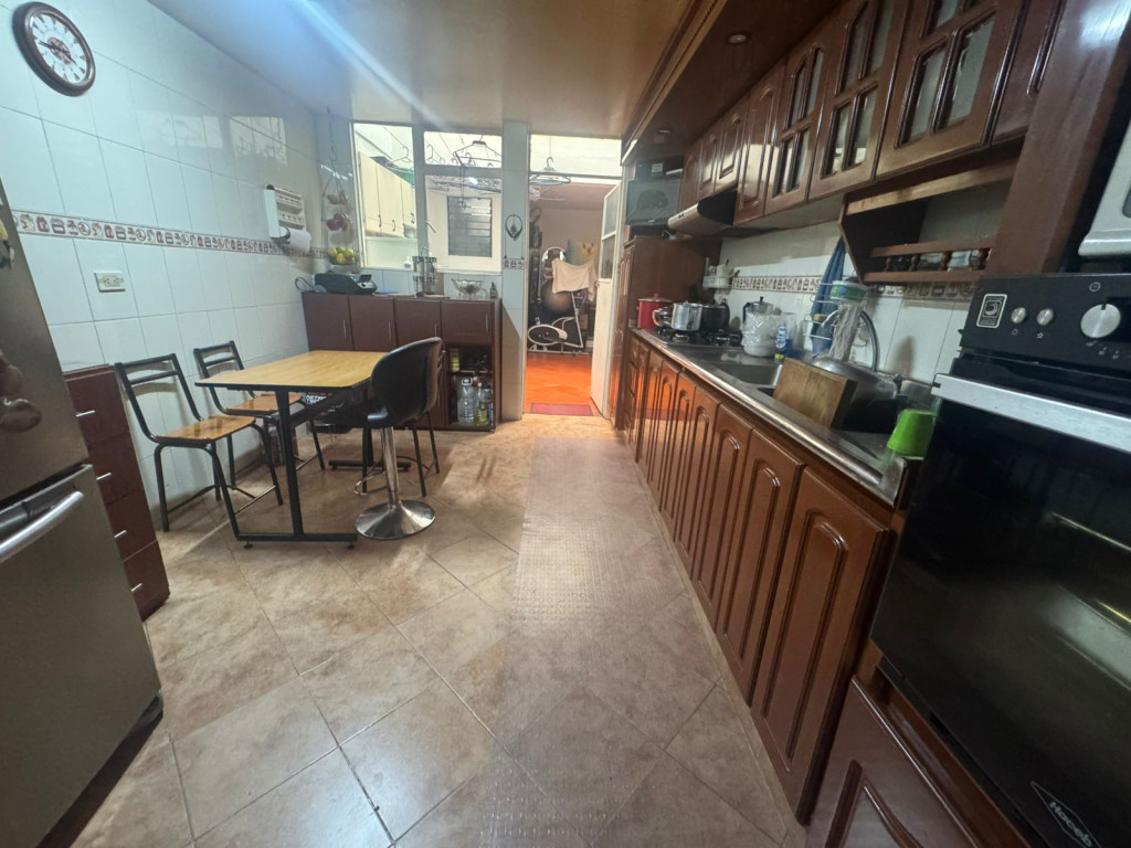 Casa en venta en Calvo Sur, Bogotá · foto 4 de 17