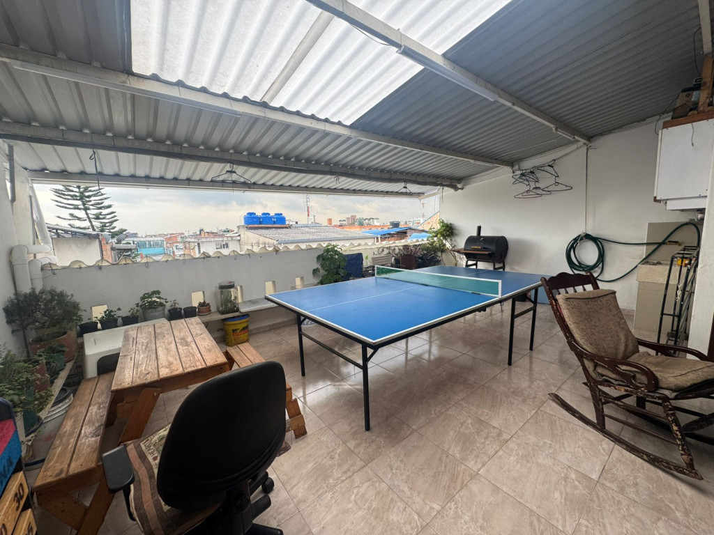 Casa en venta en Calvo Sur, Bogotá · foto 15 de 17