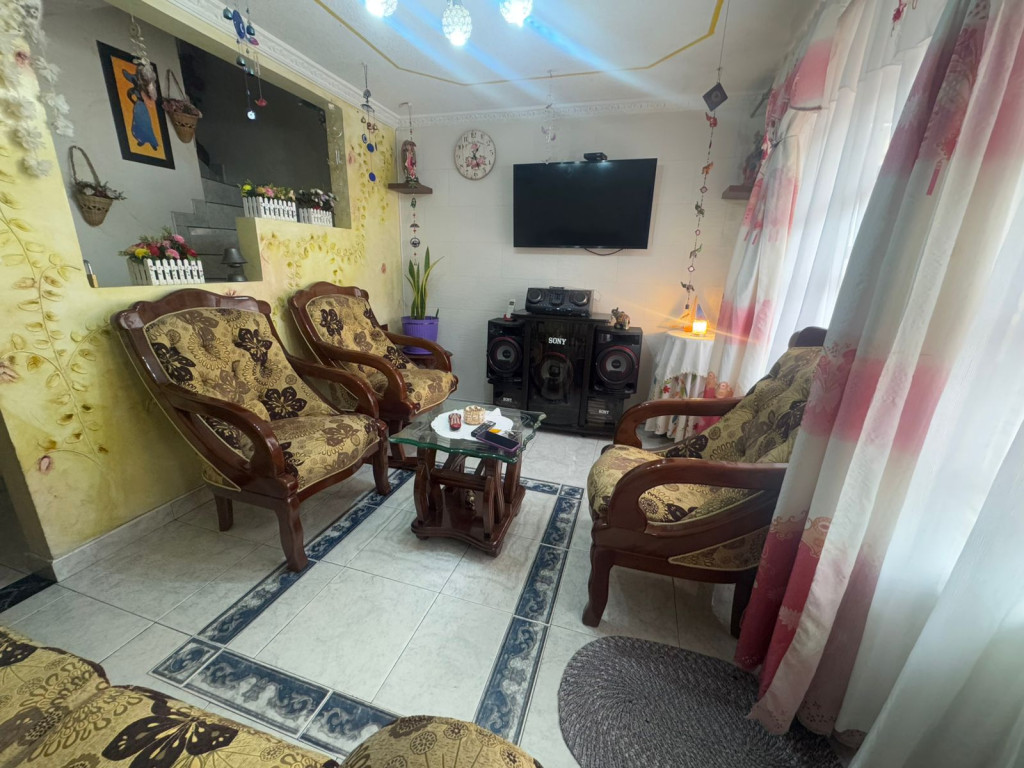 Casa en venta en El Chircal Sur, Bogotá · foto 2 de 24