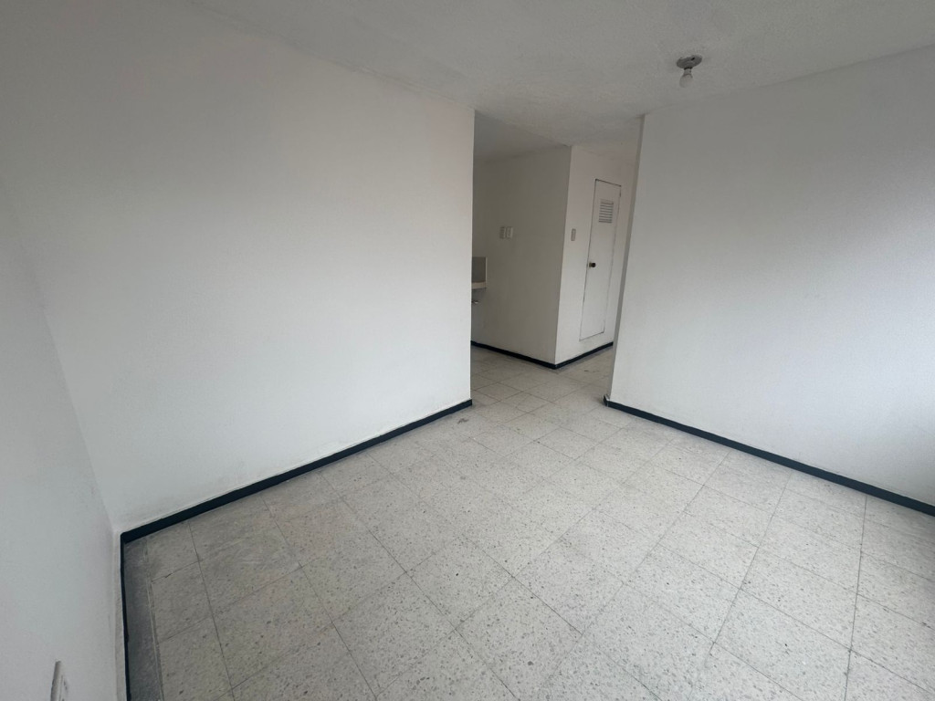 Apartamento en venta en Ricaurte, Bogotá · foto 5 de 12