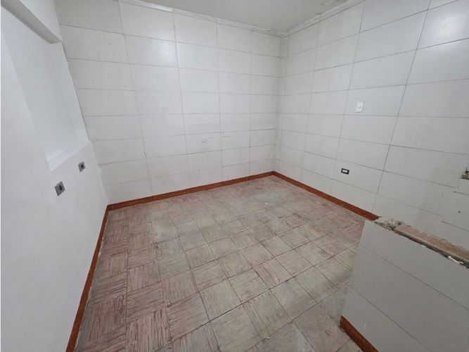 Local en arriendo en Prado, Medellín, 35 m² · foto 3 de 5