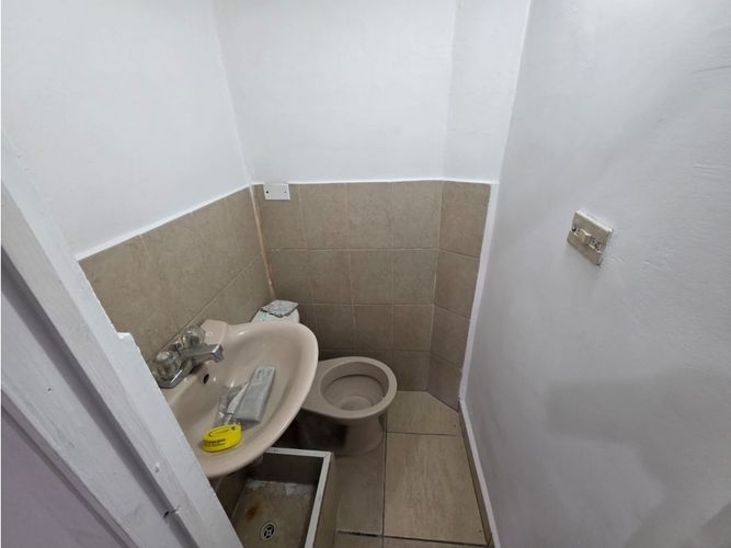 Local en arriendo en Prado, Medellín, 35 m² · foto 5 de 5