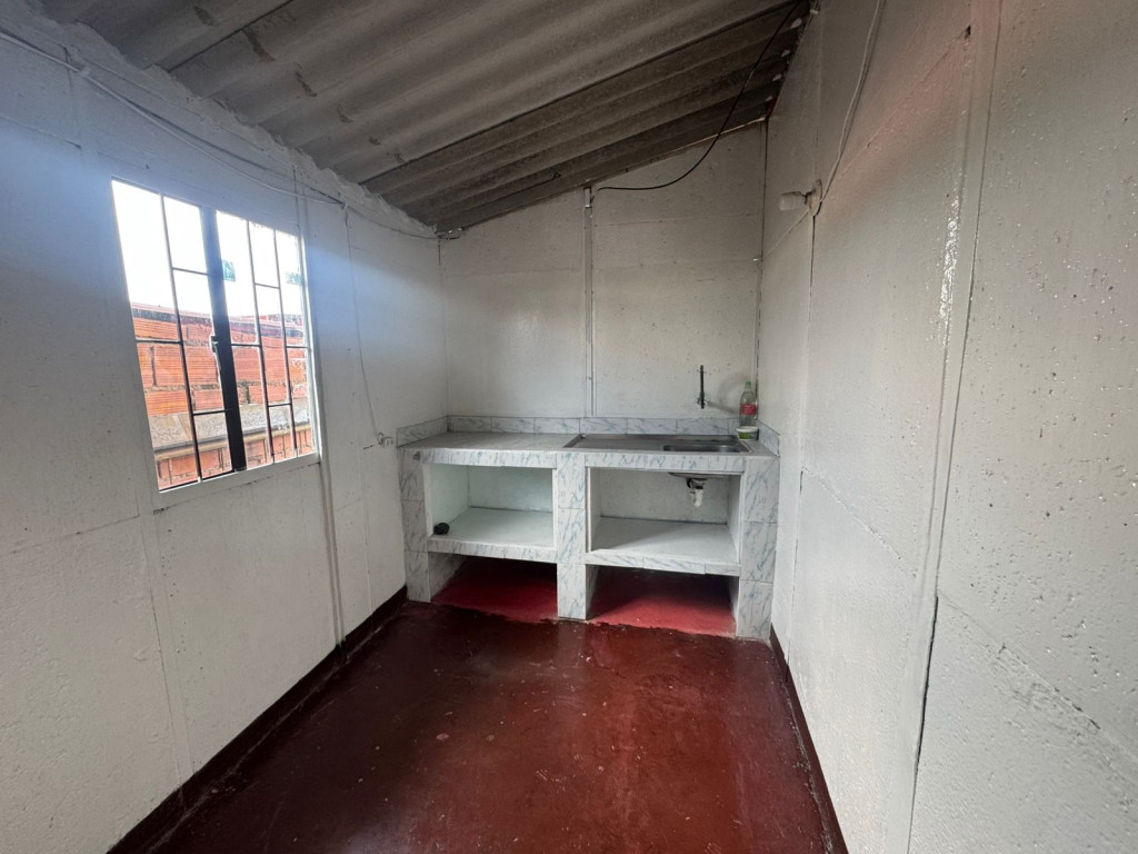 Casa en venta en Villa Del Cerro, Bogotá · foto 3 de 18