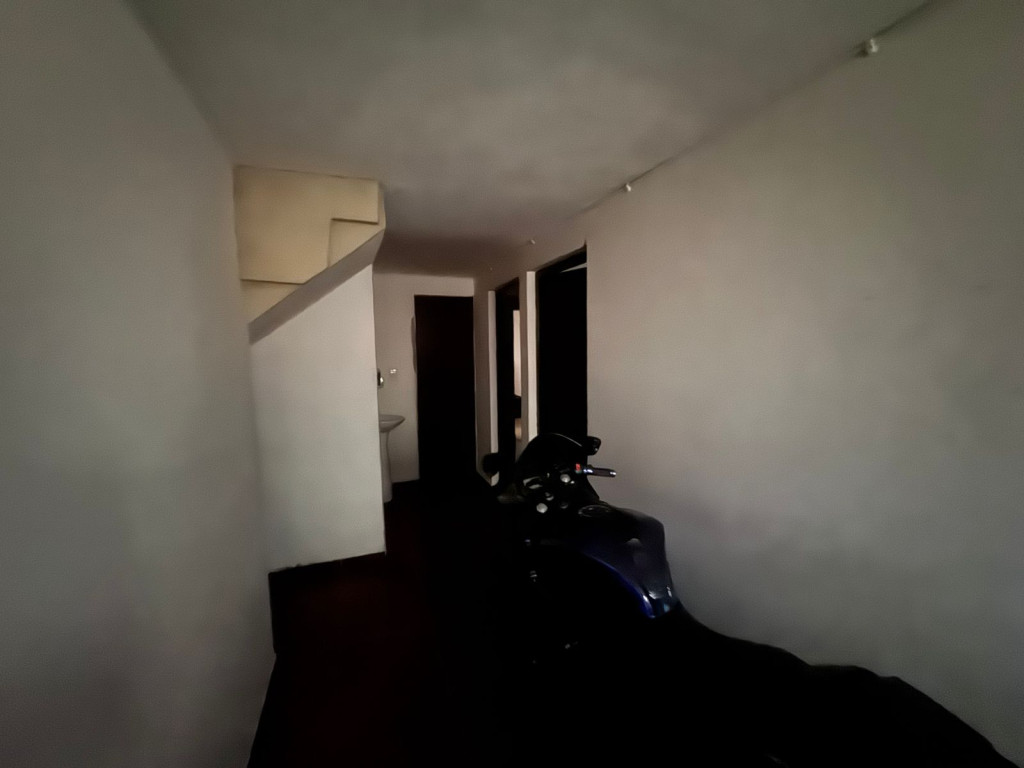 Casa en venta en Altos Del Poblado, Bogotá · foto 2 de 12