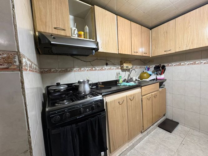 Casa de 10 alcobas en venta en Abraham Lincoln, Bogotá, 296 m² · foto 14 de 24