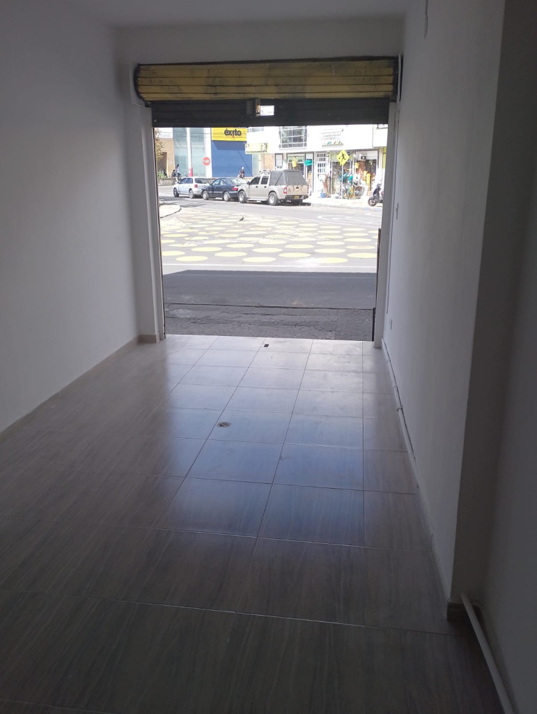 Casa en venta en Centenario, Bogotá · foto 4 de 24