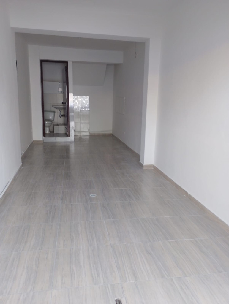 Casa en venta en Centenario, Bogotá · foto 8 de 24