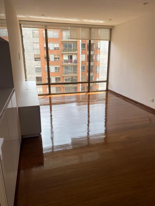 Apartamento en venta en La Carolina, Bogotá · foto 3 de 21