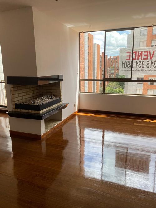 Apartamento en venta en La Carolina, Bogotá · foto 2 de 21