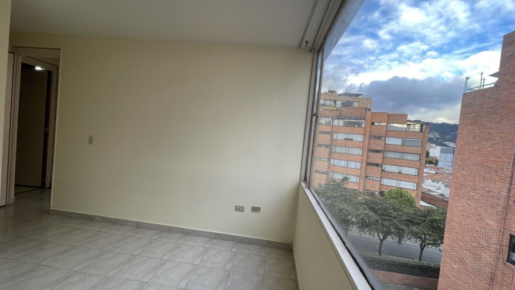 Apartamento en venta en Cedritos, Bogotá · foto 3 de 24
