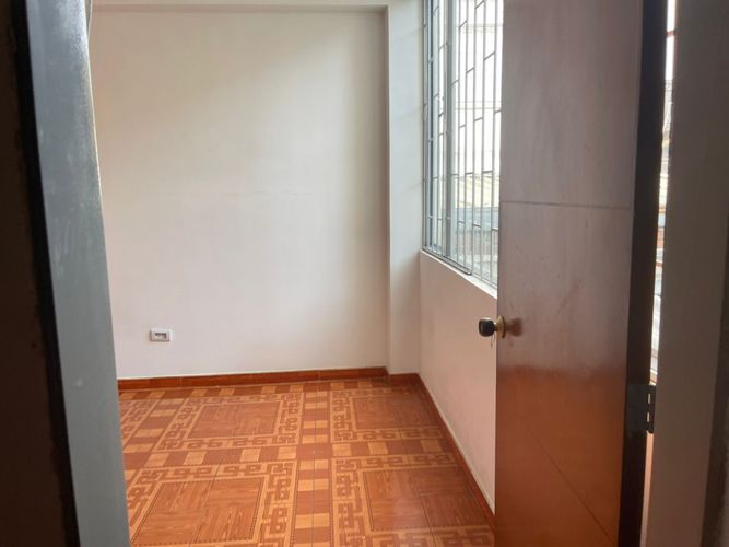 Casa de 6 alcobas en venta en Primavera Occidental - Puente Aranda, Bogotá, 420 m² · foto 12 de 24