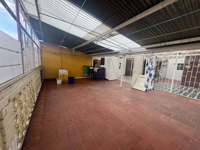 Casa de 4 alcobas en venta en Olaya, Bogotá, 280 m² · foto 21 de 21
