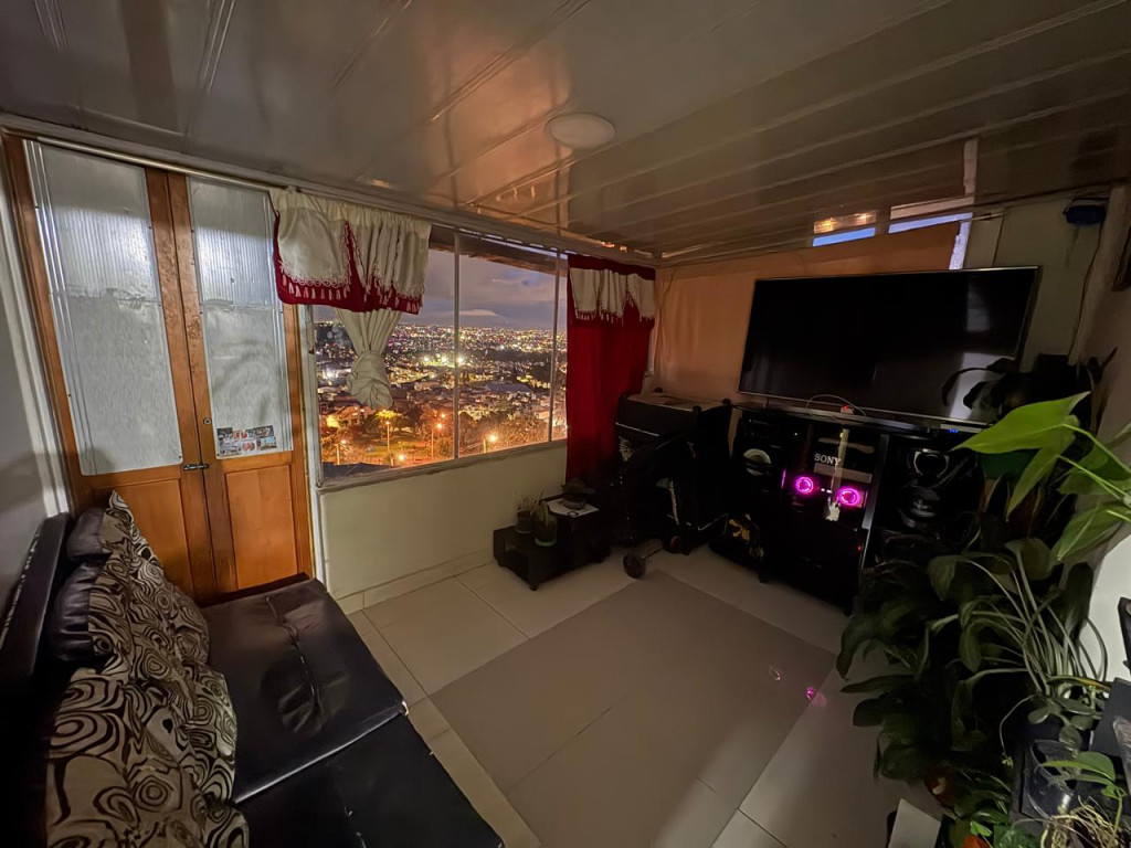 Casa en venta en Las Guacamayas, Bogotá · foto 24 de 24