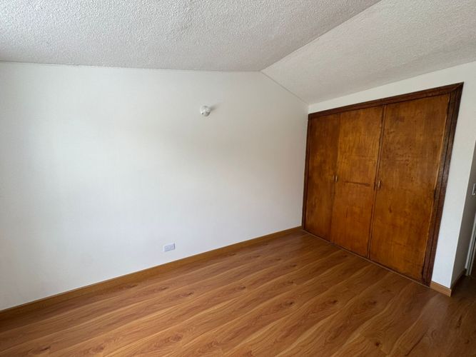 Casa de 5 alcobas en venta en Las Villas, Bogotá, 252 m² · foto 4 de 24