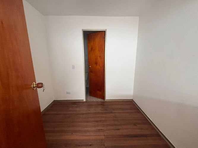 Casa de 5 alcobas en venta en Las Villas, Bogotá, 252 m² · foto 13 de 24