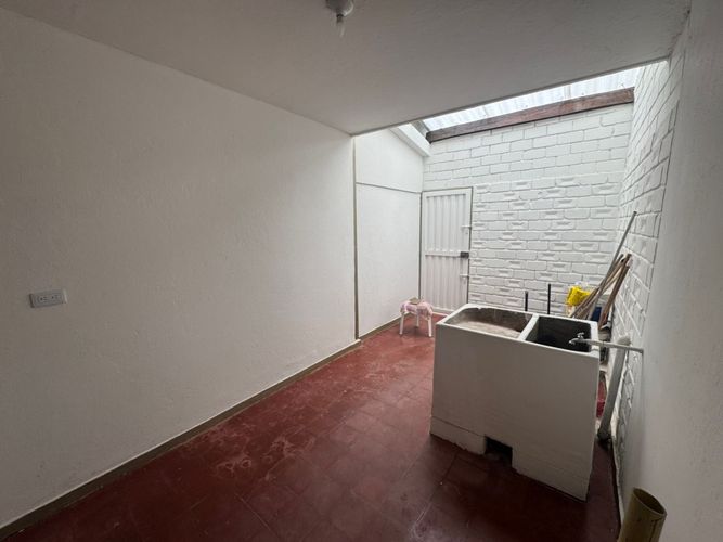 Casa de 5 alcobas en venta en Las Villas, Bogotá, 252 m² · foto 15 de 24