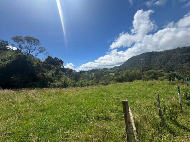 Finca en venta en El Volcan, La Calera, 200 m² · foto 4 de 24
