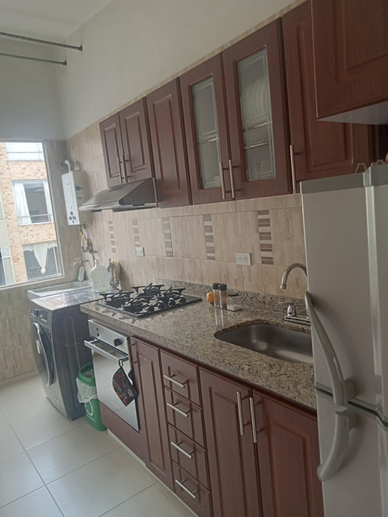 Apartamento en venta en Molinos Del Sur, Bogotá · foto 7 de 14