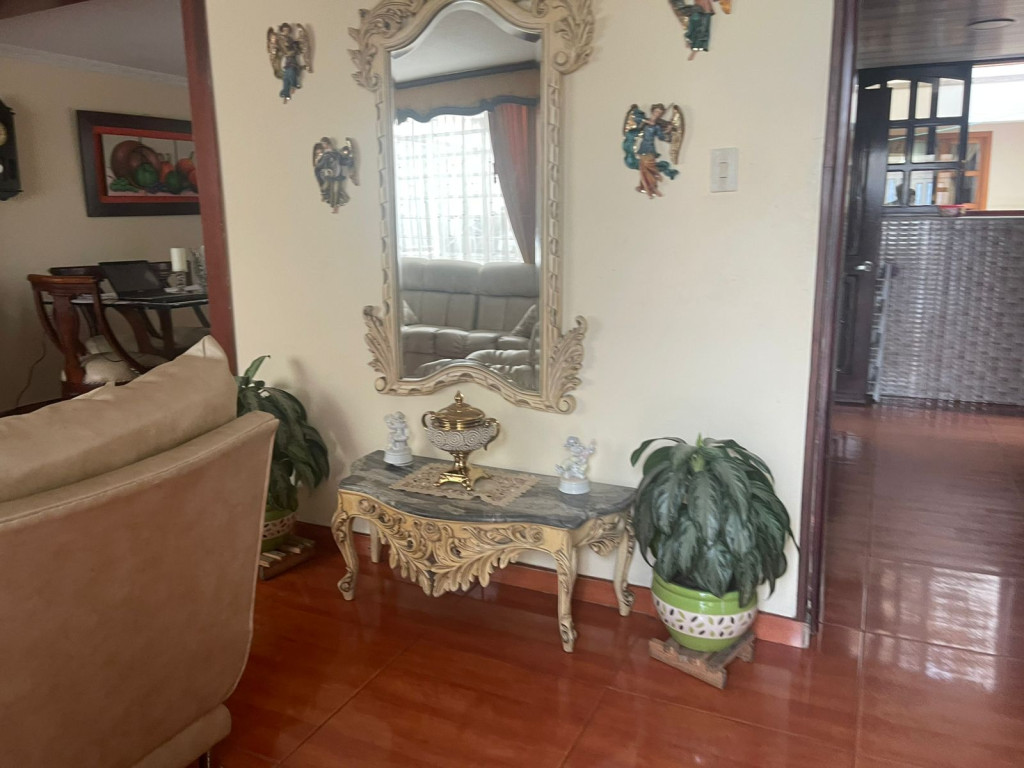 Casa en venta en Quiroga Sur, Bogotá · foto 3 de 24