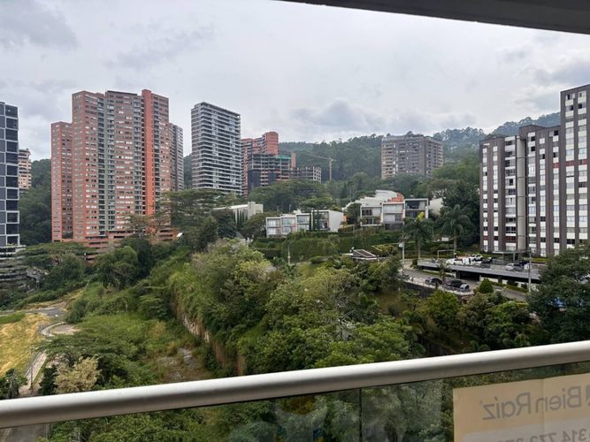 Apartamento de 2 alcobas en arriendo en El Poblado, Medellín, 72 m² · foto 4 de 15