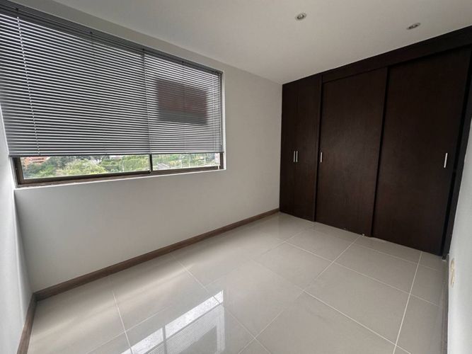 Apartamento de 2 alcobas en arriendo en El Poblado, Medellín, 72 m² · foto 9 de 15