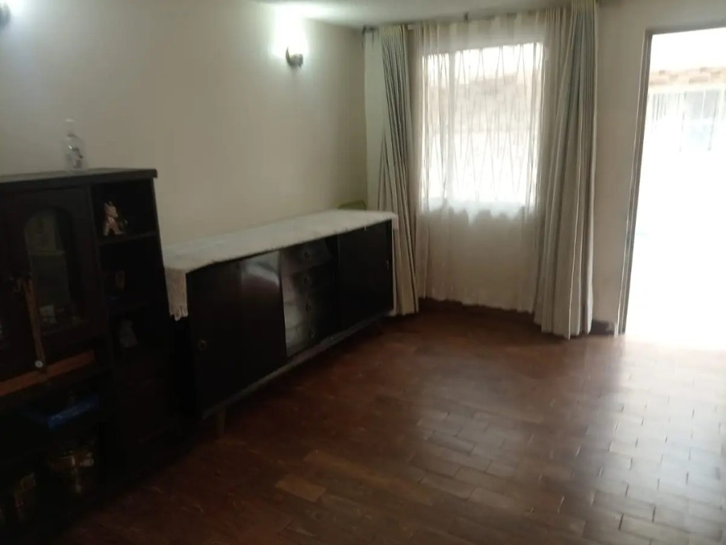 Casa en venta en Candelaria La Nueva, Bogotá · foto 6 de 24