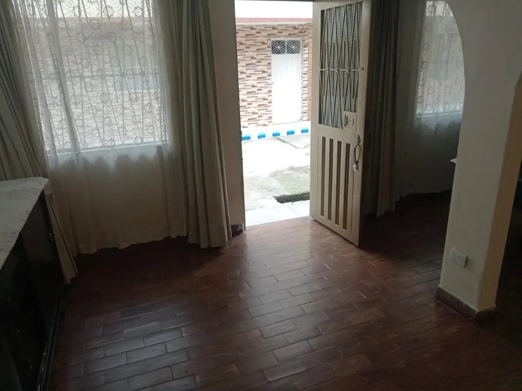 Casa en venta en Candelaria La Nueva, Bogotá · foto 7 de 24