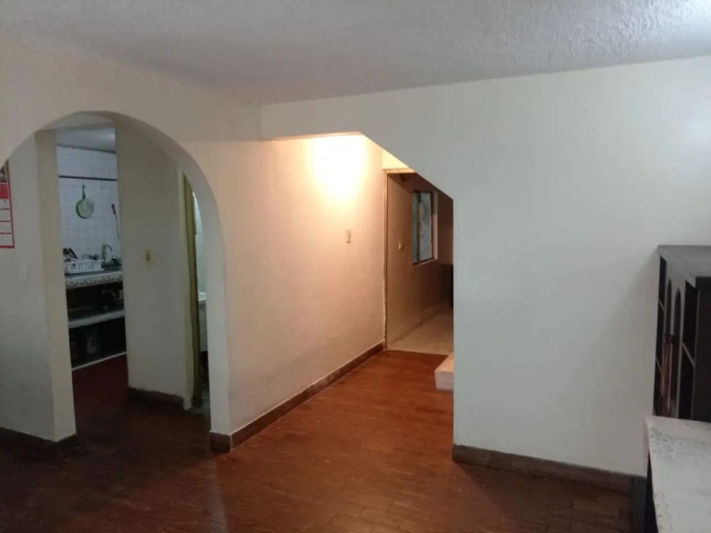 Casa en venta en Candelaria La Nueva, Bogotá · foto 8 de 24