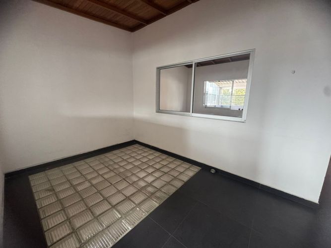 Casa de 4 alcobas en venta en San Miguel, Bogotá, 404 m² · foto 10 de 24