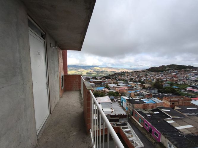 Apartamento de 2 alcobas en venta en Juan Rey Sur, Bogotá, 35 m² · foto 13 de 16