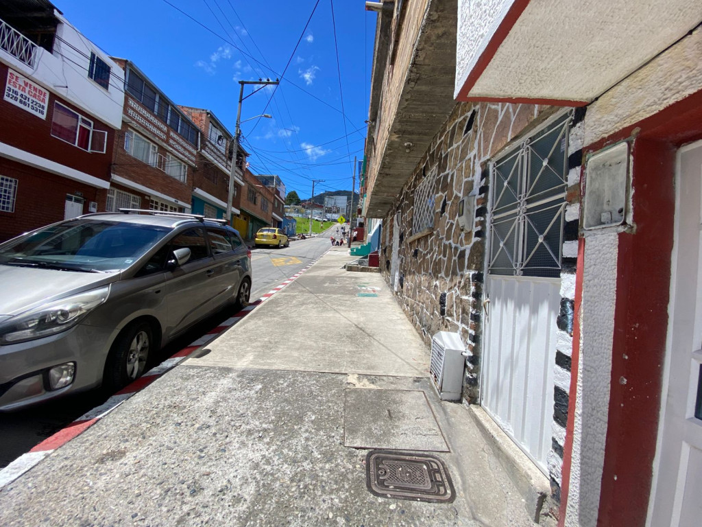 Casa en venta en La Victoria, Bogotá · foto 3 de 24