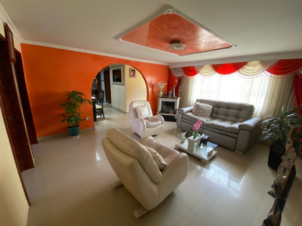 Casa en venta en La Victoria, Bogotá · foto 14 de 24