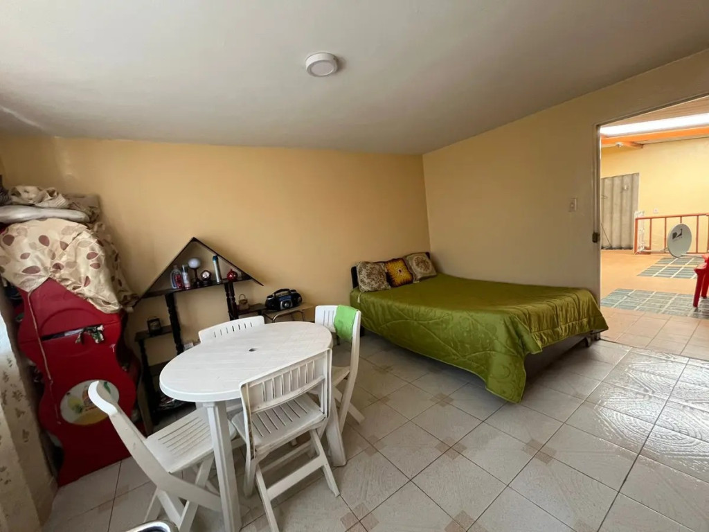 Casa en venta en Villa Mayor Oriental, Bogotá · foto 2 de 18