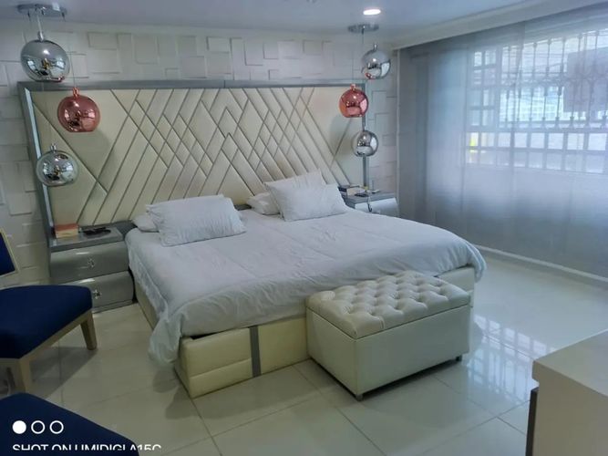 Casa de 12 alcobas en venta en San Antonio, Bogotá, 840 m² · foto 11 de 19
