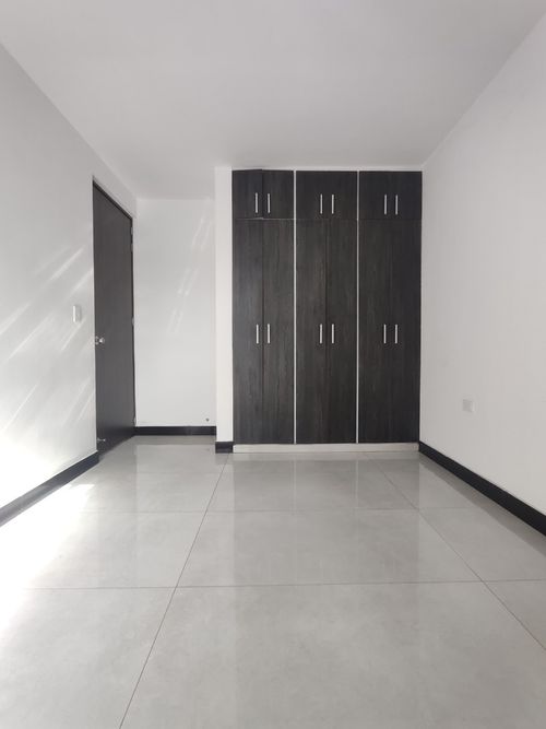 Casa de 3 alcobas en venta en Trapiches Ii, Villa del Rosario, 176 m² · foto 7 de 19