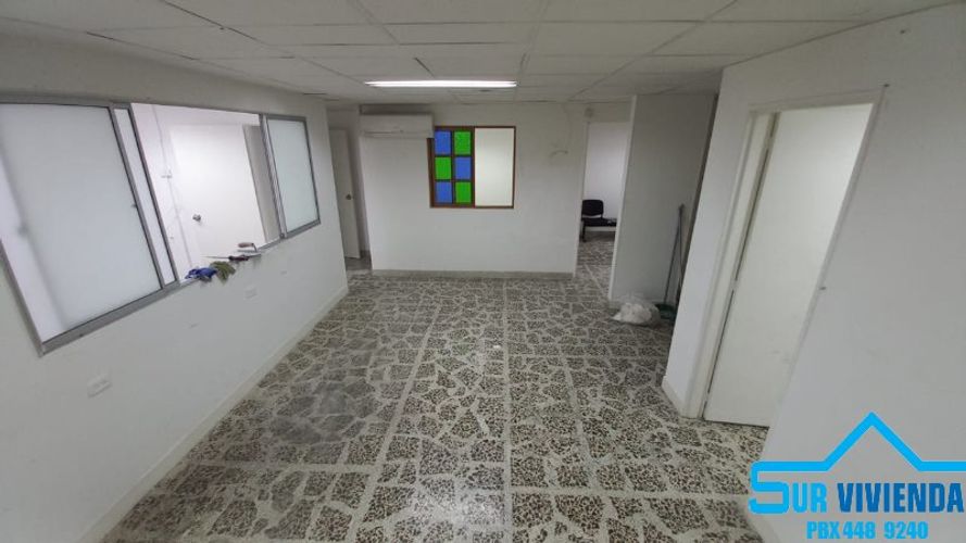 Oficina en venta en Zona Centro, Envigado, 80 m² · foto 2 de 16