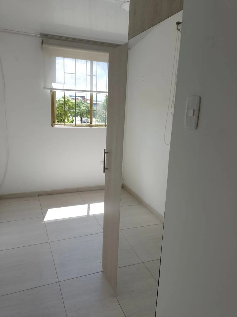 Casa en venta en Floralia I Sector, Bogotá · foto 4 de 24