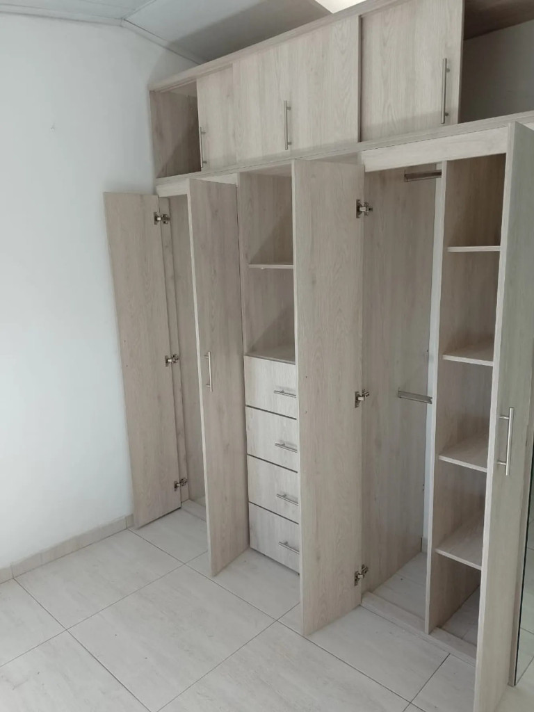 Casa en venta en Floralia I Sector, Bogotá · foto 7 de 24