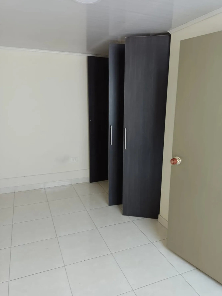Casa en venta en Floralia I Sector, Bogotá · foto 12 de 24