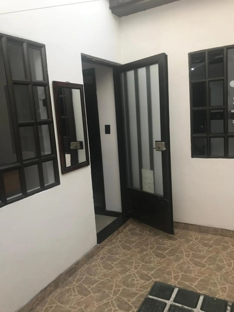 Casa en venta en Quinta Ramos, Bogotá · foto 3 de 24