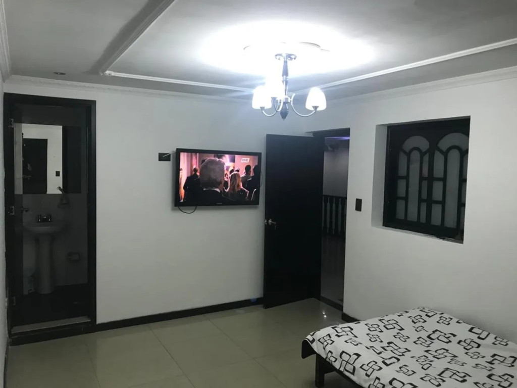 Casa en venta en Quinta Ramos, Bogotá · foto 6 de 24