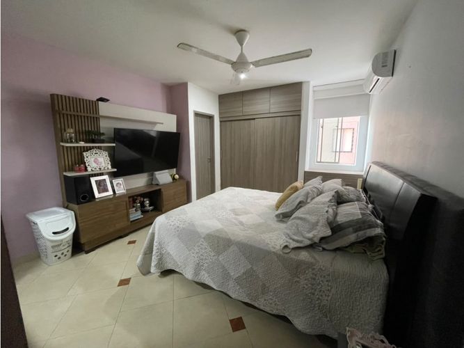 Apartamento de 3 alcobas en venta en Cr. Puerta Del Sol, Barranquilla, 178 m² · foto 9 de 21