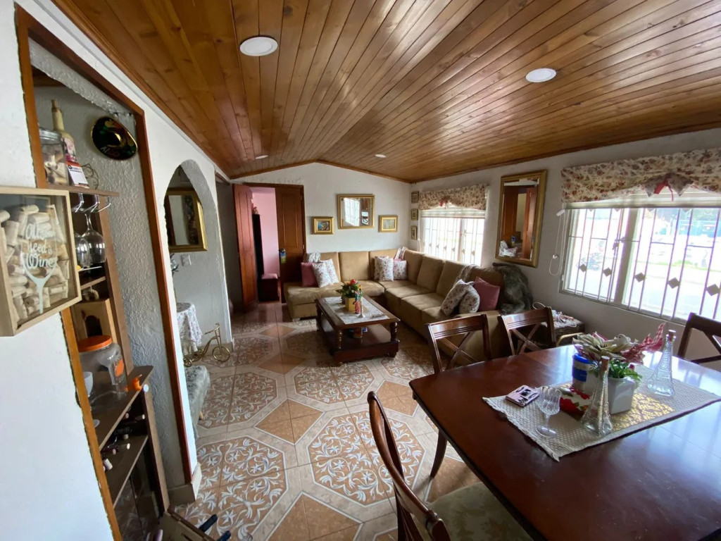 Casa en venta en La Española, Bogotá · foto 6 de 18