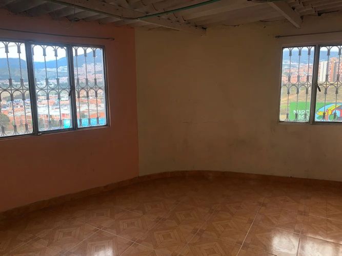 Casa en venta en Ines Elvira, Bogotá · foto 7 de 18