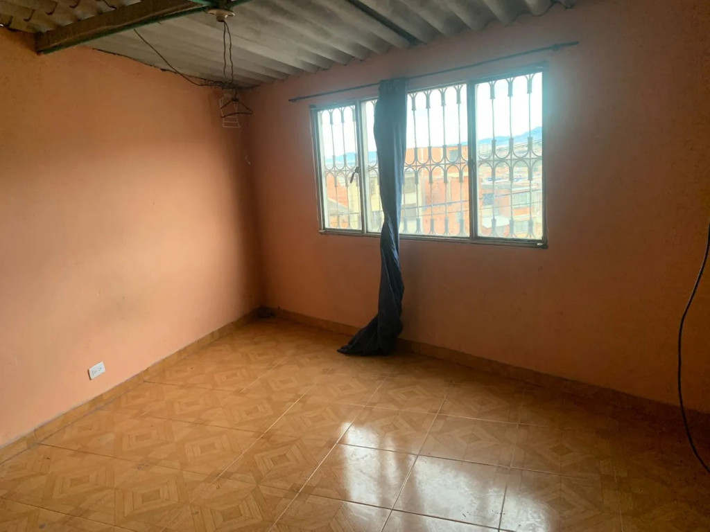 Casa en venta en Ines Elvira, Bogotá · foto 9 de 18