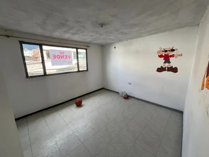 Casa de 16 alcobas en venta en Atenas, Bogotá, 320 m² · foto 13 de 17