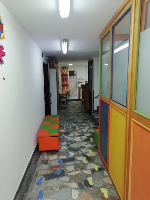 Casa de 6 alcobas en venta en Country Sur, Bogotá, 372 m² · foto 5 de 15