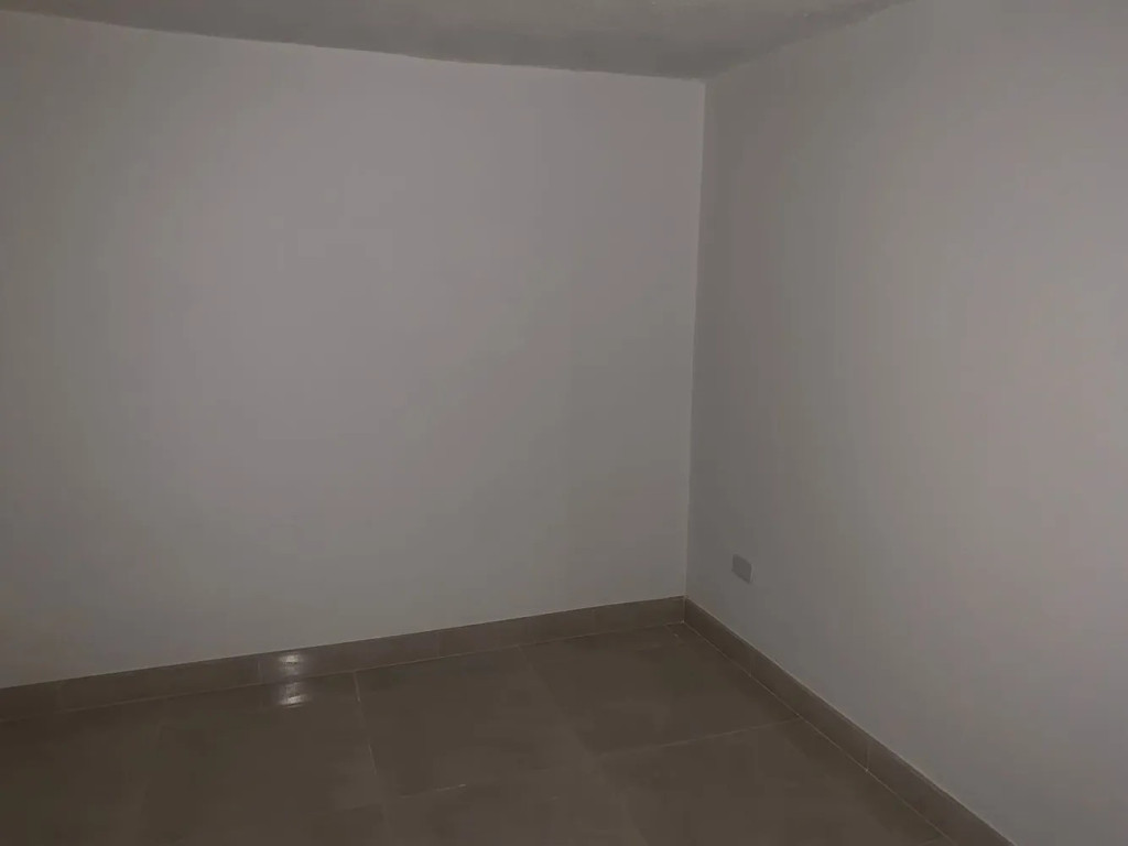 Casa en venta en Altos Del Poblado, Bogotá · foto 3 de 13